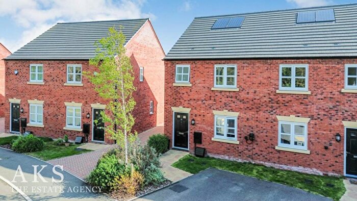 2 Bedroom Semi Detached House For Sale In Merlin Lane, Hilton, DE65