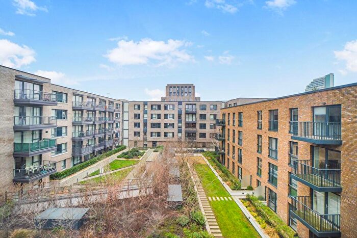 3 Bedroom Apartment To Rent In Ashton Reach, London, SE16