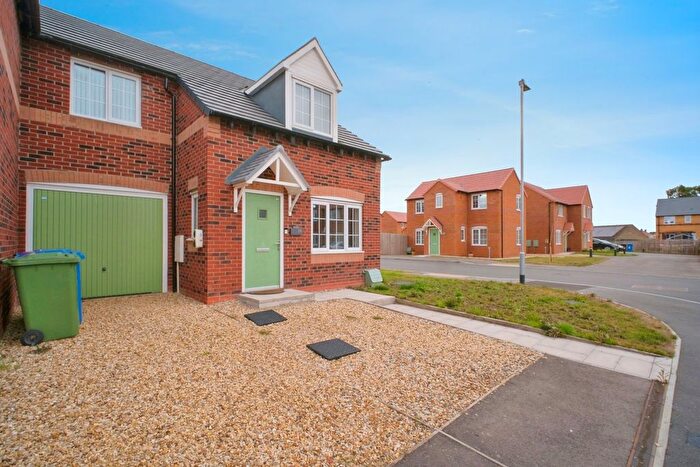3 Bedroom Semi-detached House For Sale In Hawthorn Close, Boston, PE21