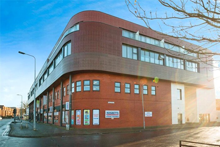 2 Bedroom Apartment For Sale In Wellington House, Canton, Cardiff, CF11