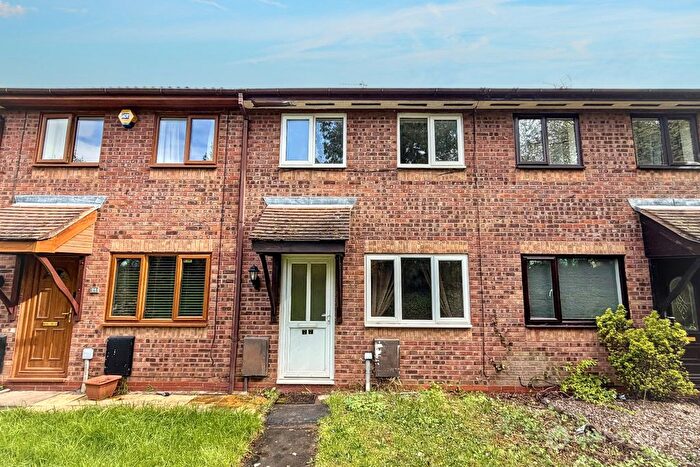 2 Bedroom Terraced House For Sale In Kenilworth Drive, Weavers Green, Nuneaton, CV11