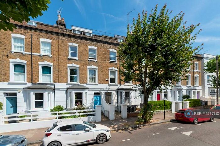 3 Bedroom Flat To Rent In Falkland Road, London, NW5