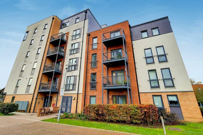 1 Bedroom Flat To Rent In Fairthorn Road, London, SE7