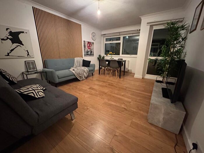 2 Bedroom Maisonette To Rent In Wyndham Mews, St. Andrews Road, Nottingham, Nottinghamshire, NG3