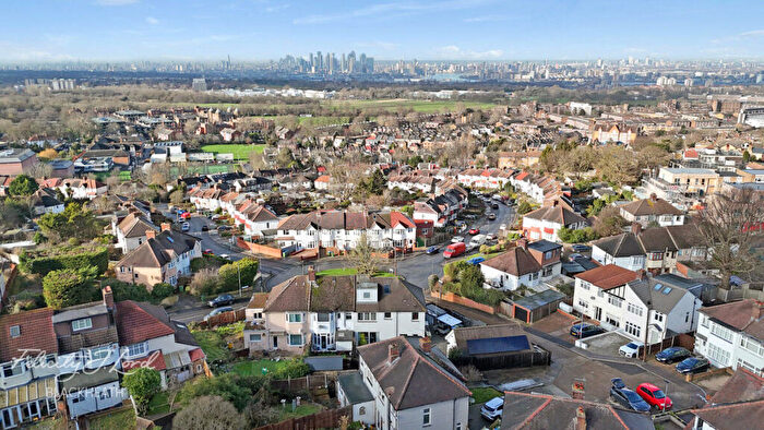 3 Bedroom Semi-Detached House For Sale In Downend, Shooters Hill, SE18
