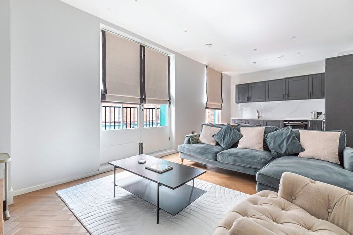 2 Bedroom Flat To Rent In Spitalfields, E1