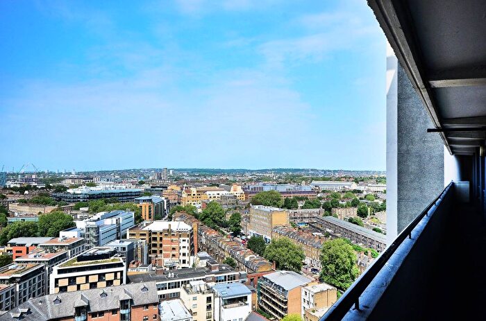 1 Bedroom Flat For Sale In Hall Street, Islington, London, EC1V