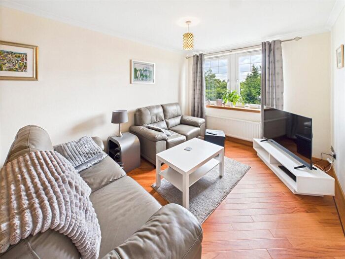 2 Bedroom Apartment To Rent In Eagles View, Livingston, West Lothian, EH54