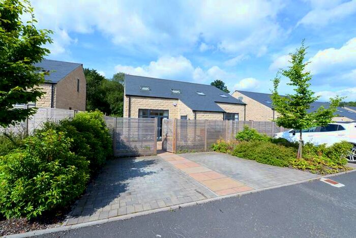 2 Bedroom Semi-Detached House To Rent In River View Haworth, BD22