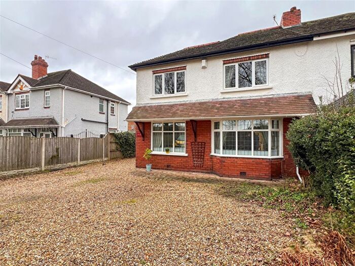 3 Bedroom Semi Detached House For Sale In Trentham Road, Trentham, ST3