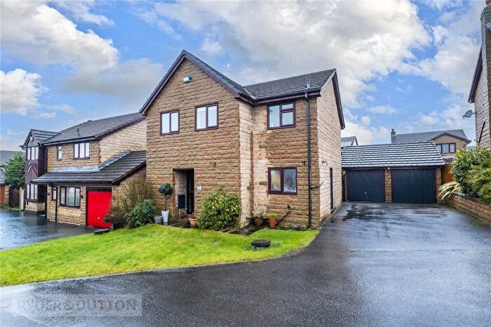 4 Bedroom Detached House For Sale In Parkstone, Bradley, Huddersfield, HD2