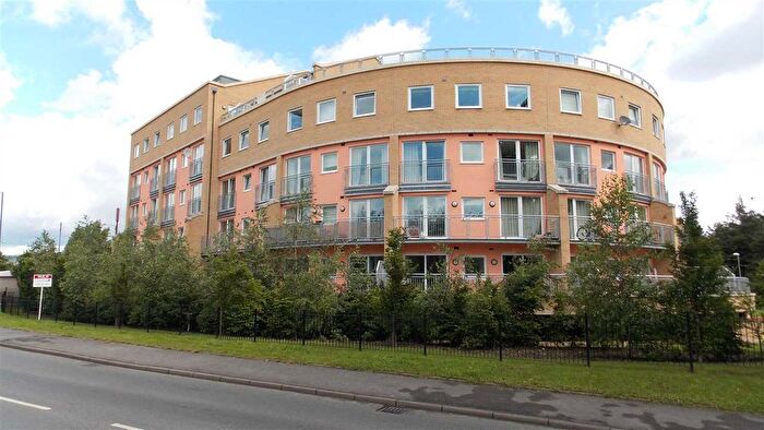 2 Bedroom Flat For Sale In Wooldridge Close, Bedfont, TW14