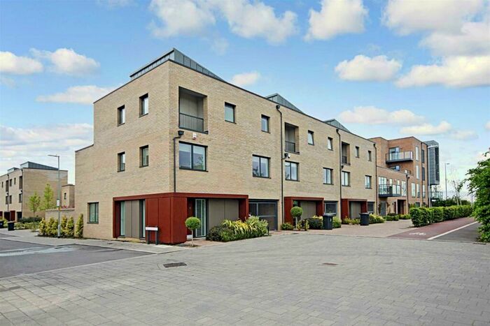 2 Bedroom Flat To Rent In Palmer HouseHarvest RoadTrumpington, CB2
