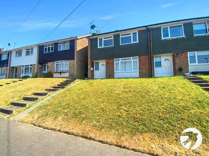 3 Bedroom End Of Terrace House To Rent In Brendon Avenue, Walderslade, Chatham, Kent, ME5