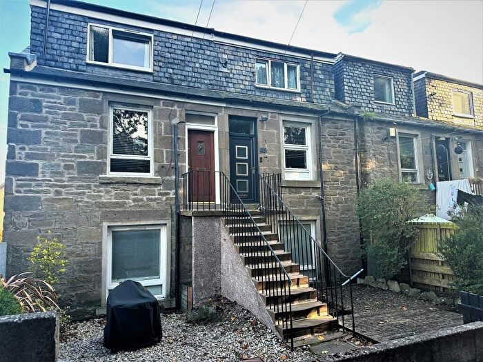 2 Bedroom Duplex To Rent In Blyth Place, Dundee, DD2