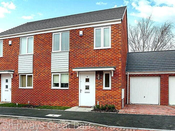 3 Bedroom House To Rent In Perry Place, West Bromwich, B70