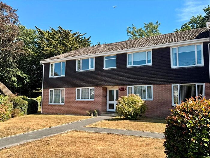2 Bedroom Apartment For Sale In Elizabeth Court, Spencer Road, New Milton, Hampshire, BH25