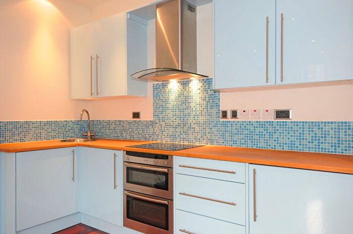 1 Bedroom Flat To Rent In Belsize Avenue, Belsize Park, London, NW3