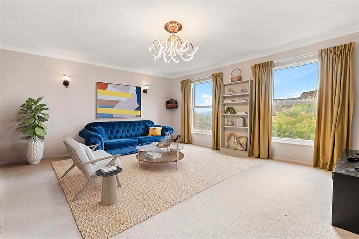 4 Bedroom Property For Sale In Albert Drive, London, SW19