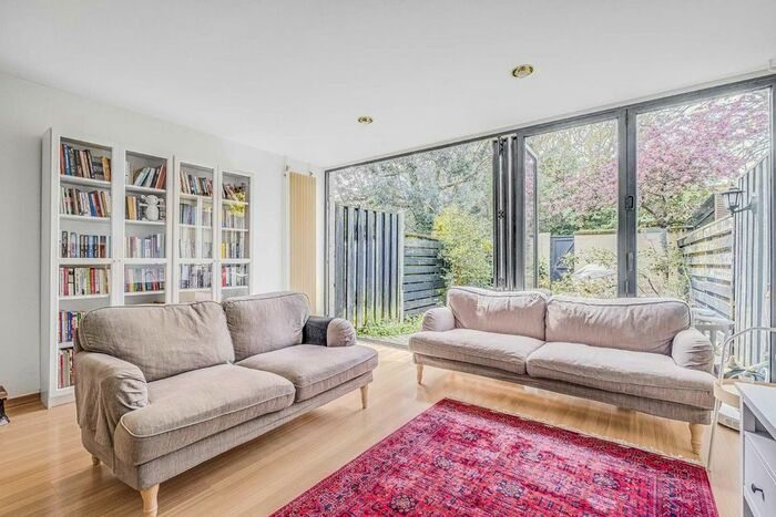 3 Bedroom Property To Rent In Tibbets Close, London, SW19