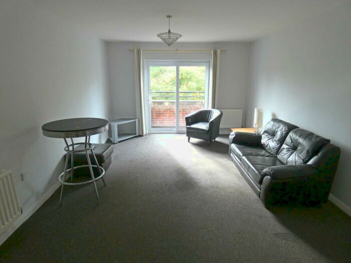 2 Bedroom Apartment To Rent In Elizabeth House, Penkhull, Stoke On