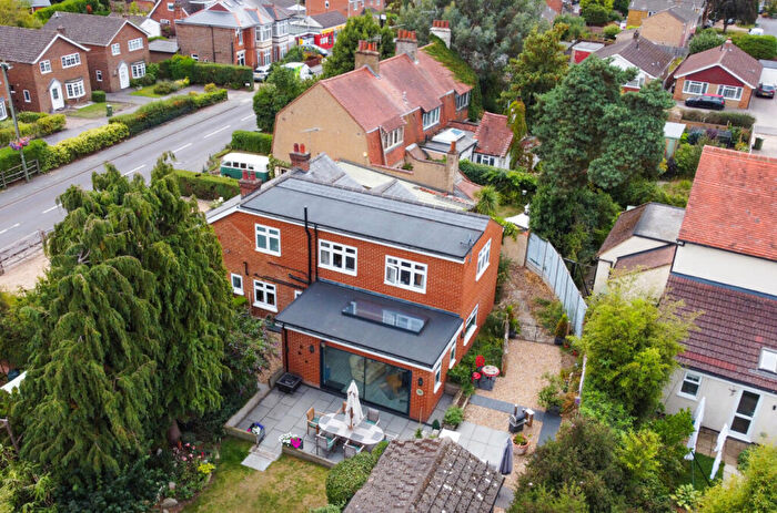 4 Bedroom Detached House For Sale In Guildford Road, Ash, Surrey, GU12