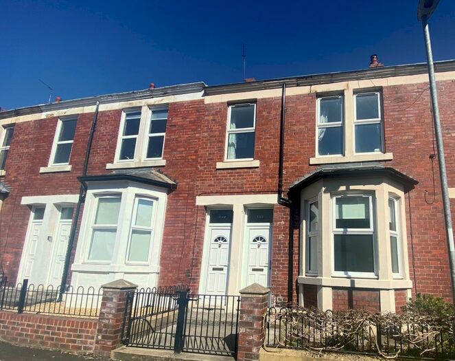 2 Bedroom Flat To Rent In Westbourne Avenue, Gateshead, Tyne And Wear, NE8
