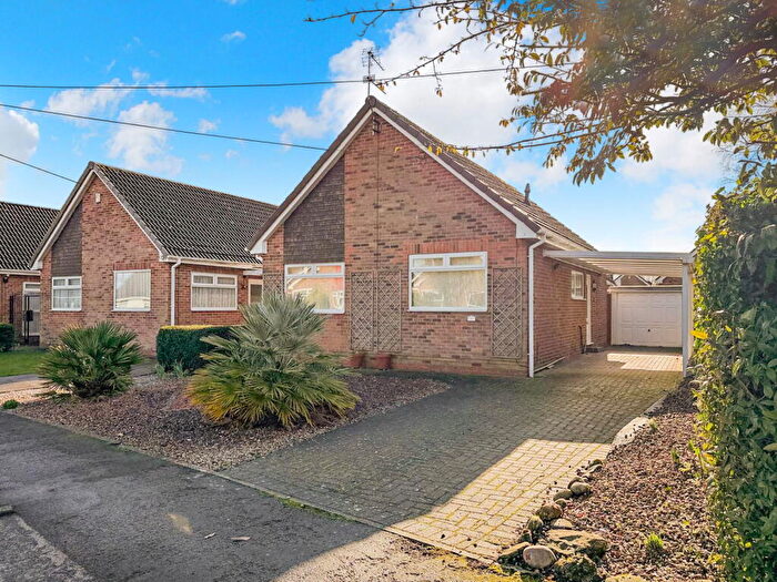 2 Bedroom Detached Bungalow For Sale In Driffield Close, Cottingham, HU16
