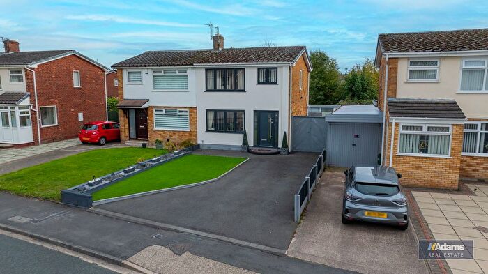 3 Bedroom Semi Detached House For Sale In Rostherne Crescent, Widnes, WA8