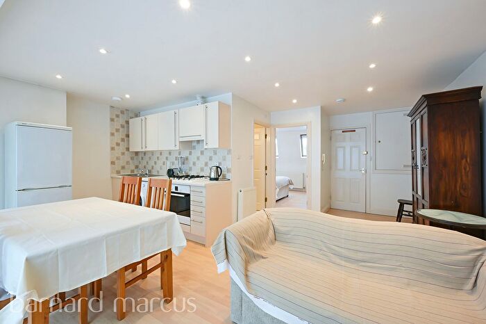 1 Bedroom Flat To Rent In Chiswick High Road, London, W4