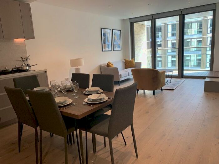 2 Bedroom Flat To Rent In Radley House, Palmer Road, London, SW11