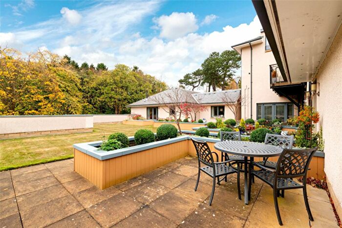 2 Bedroom Apartment For Sale In South Oswald Road, Edinburgh, EH9