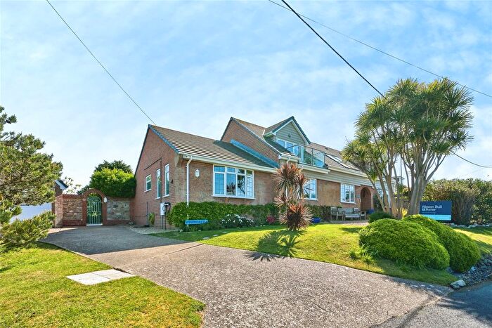 6 Bedroom Detached House For Sale In Monks Lane, Freshwater, Isle Of Wight, PO40