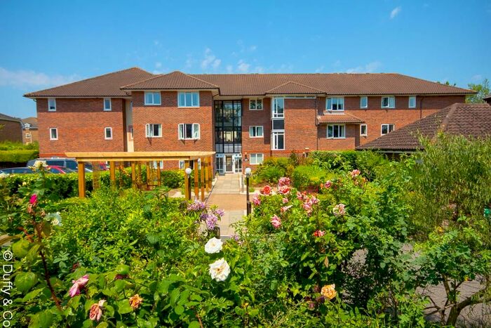 1 Bedroom Flat To Rent In Church Road, Haywards Heath, RH16