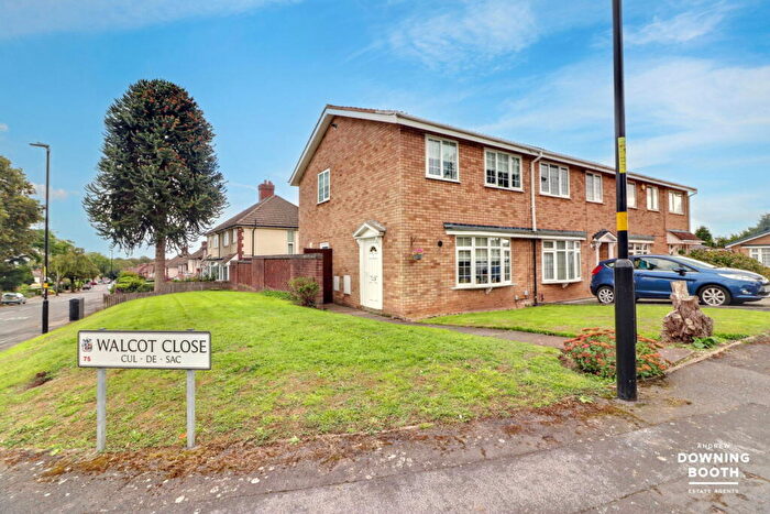 3 Bedroom End Of Terrace House For Sale In Walcot Close, Sutton Coldfield, B75