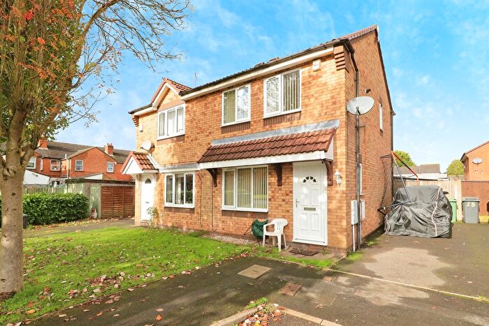 2 Bedroom Semi-Detached House For Sale In Edensor Close, Wolverhampton, WV10