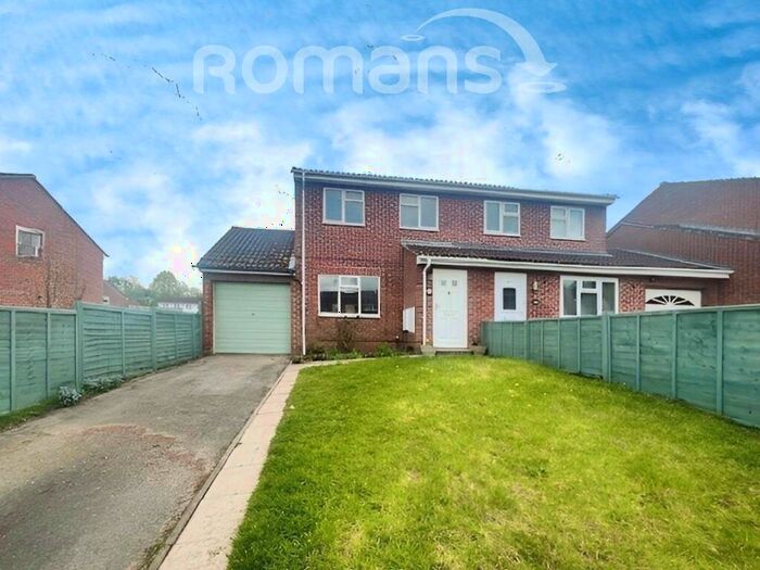 3 Bedroom Semi-Detached House To Rent In Mathias Walk, RG22