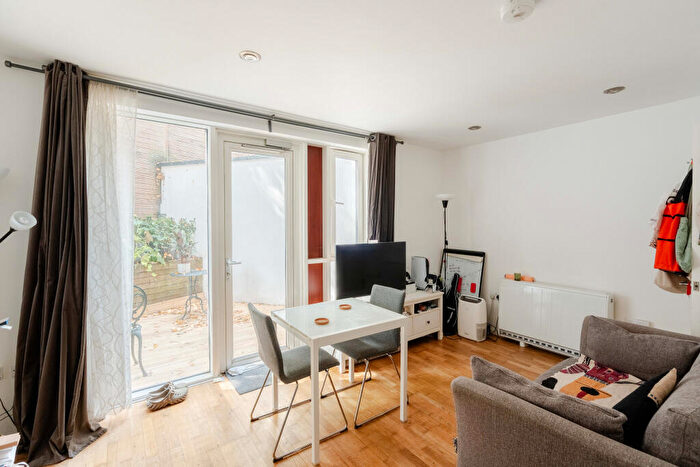 1 Bedroom Flat For Sale In Jacobs Wells Road, Clifton, Bristol, BS8