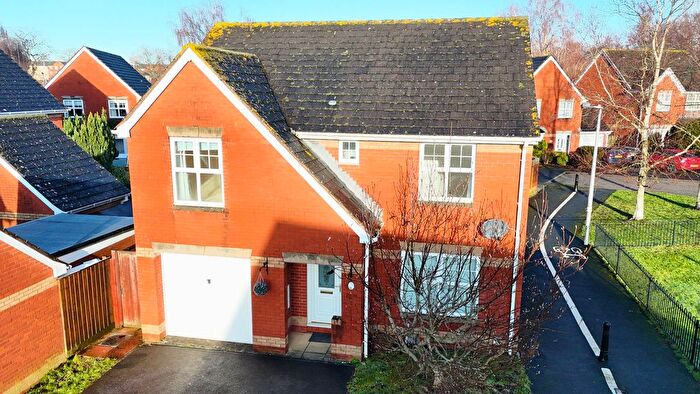 4 Bedroom Detached House For Sale In Knights Crescent, Exeter, EX2