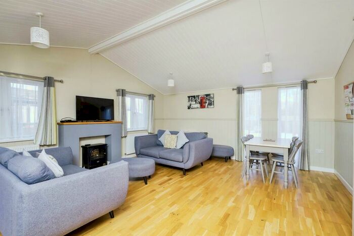 2 Bedroom Detached Bungalow For Sale In Hailsham Road, Stone Cross, Pevensey, BN24