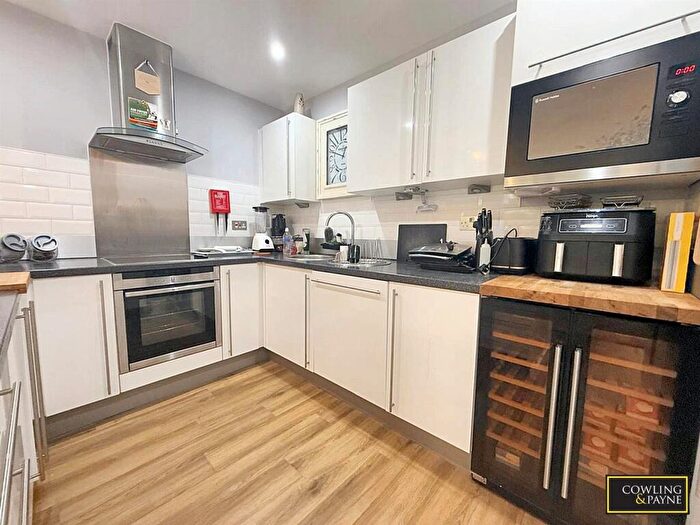 2 Bedroom Flat To Rent In Albert Basin Way, London, E16