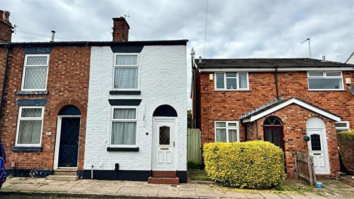 2 Bedroom End Of Terrace House For Sale In Barton Street, Macclesfield, SK11