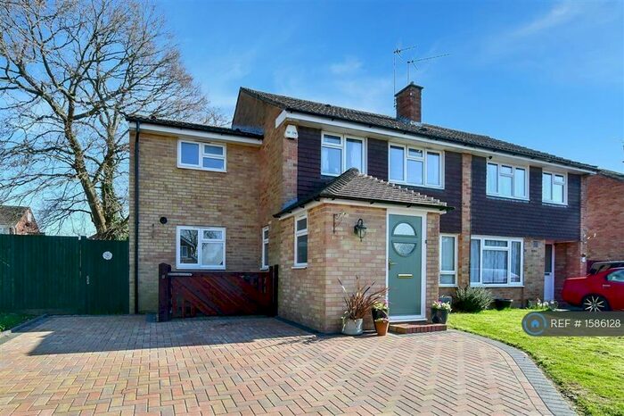 4 Bedroom Semi-Detached House To Rent In Beech Road, Horsham, RH12