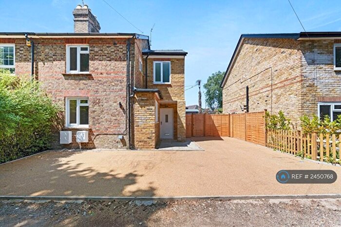 3 Bedroom Semi-Detached House To Rent In Guildford Road, Normandy, Guildford, GU3