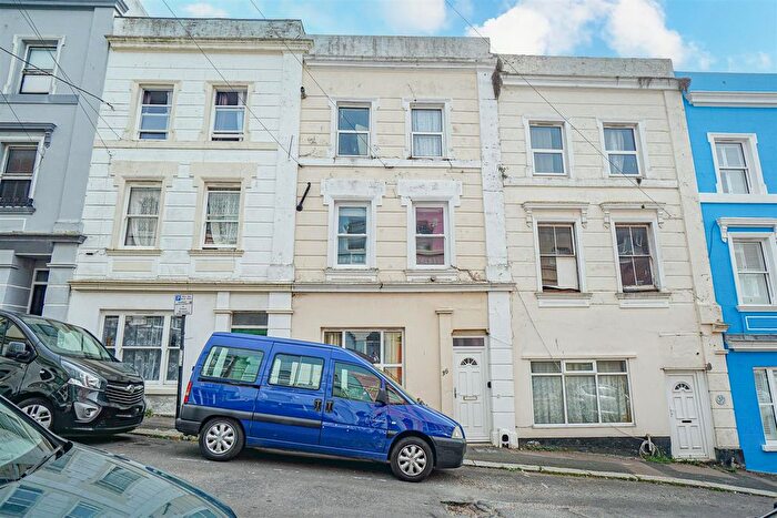 1 Bedroom Flat For Sale In Gensing Road, St. Leonards-On-Sea, TN38