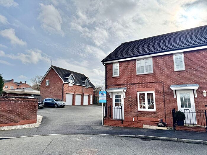 3 Bedroom Terraced House For Sale In Abbey Close, Shepshed, LE12