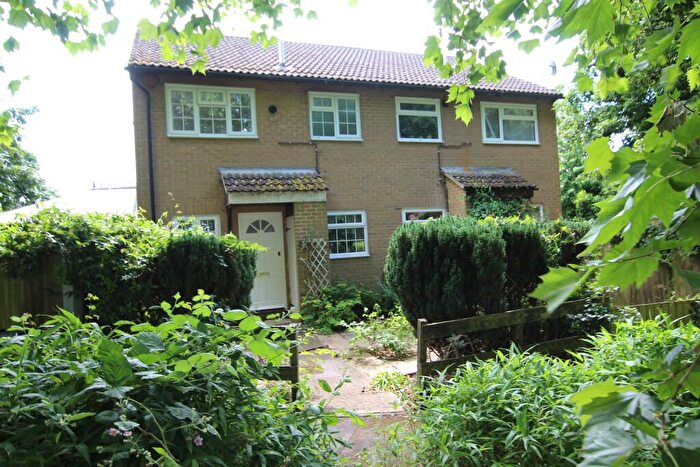 1 Bedroom Terraced House For Sale In Manorfield, Singleton, TN23