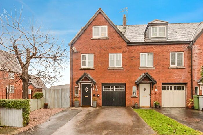 3 Bedroom Town House For Sale In Eastgate, Macclesfield, Cheshire, SK10