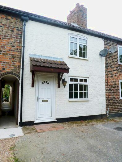 2 Bedroom Terraced House To Rent In Leakes Row, Louth LN11