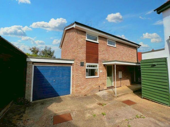 3 Bedroom Detached House To Rent In School Road, IP6